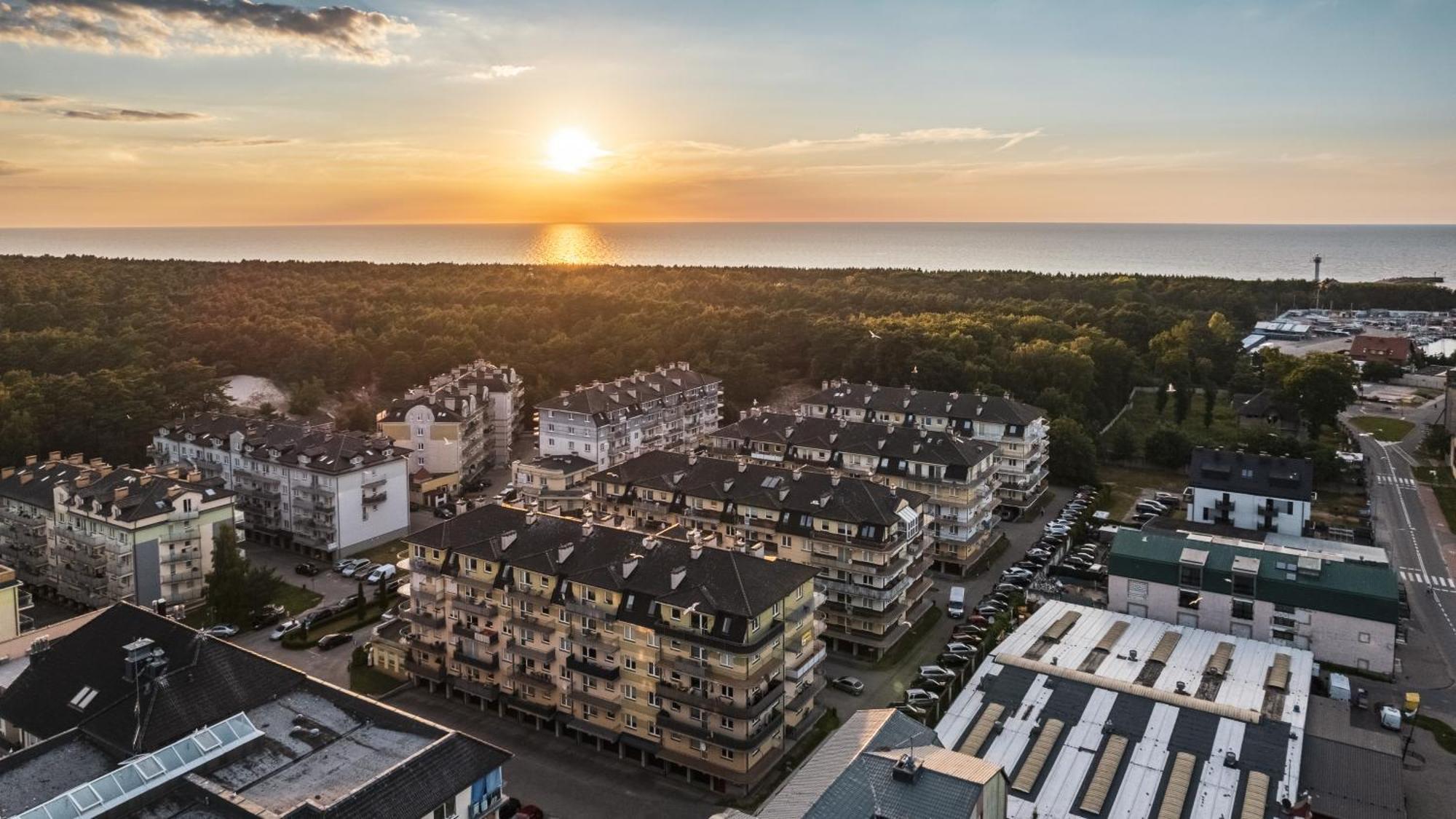 Apartamenty Sun & Snow Na Wydmie W Poblizu Plazy I Molo أوستكا المظهر الخارجي الصورة
